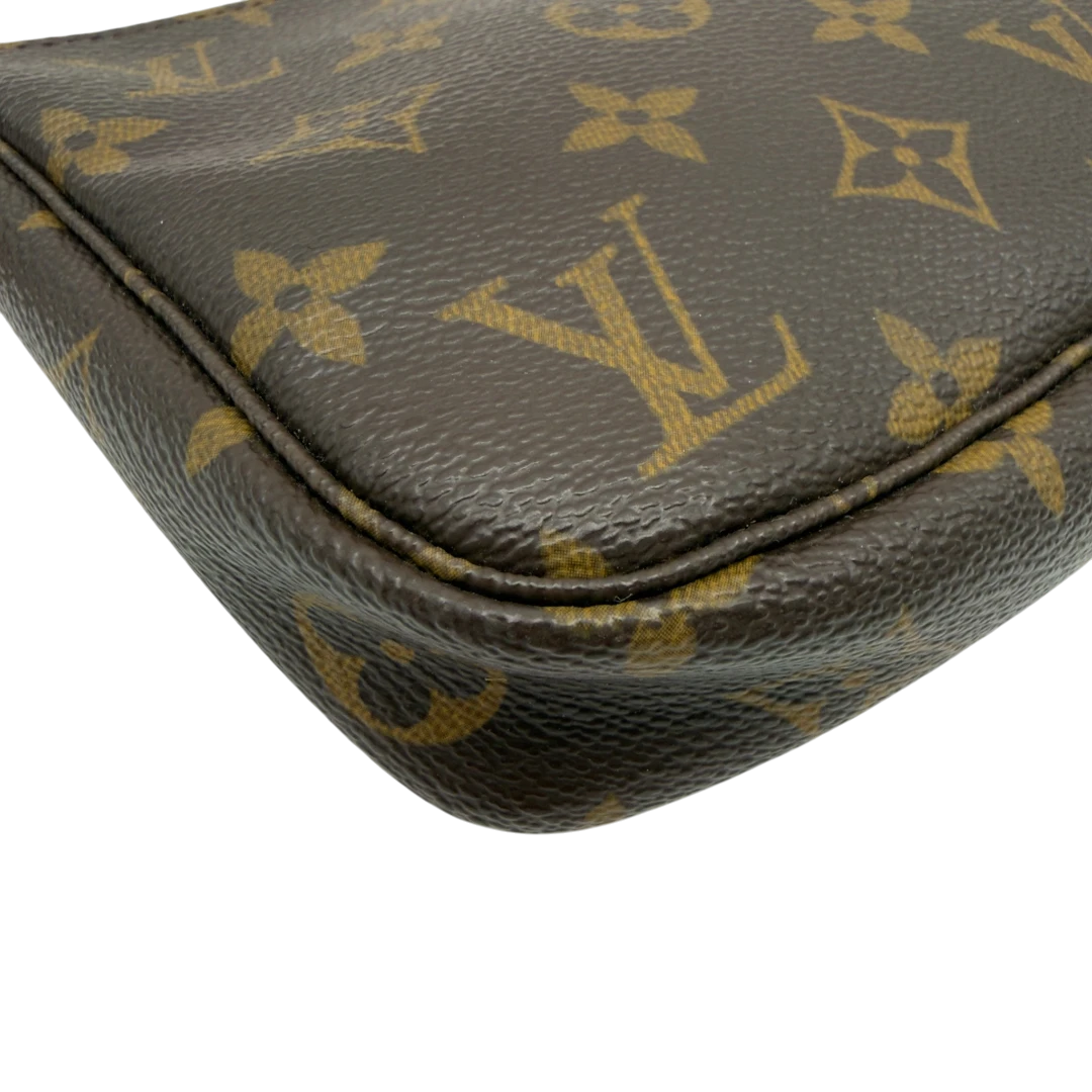 Louis Vuitton Pochette Accessoires