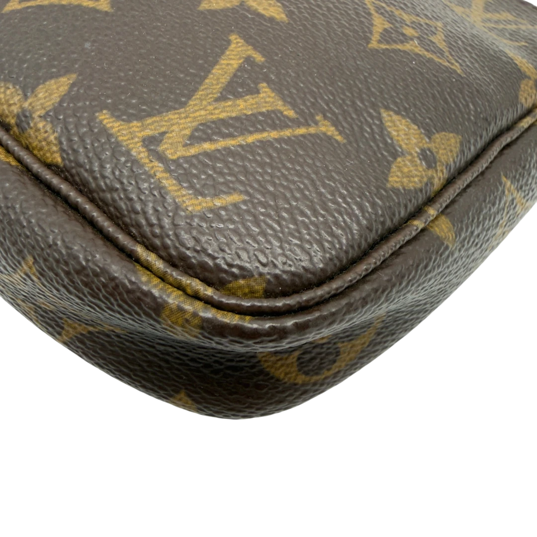Louis Vuitton Pochette Accessoires