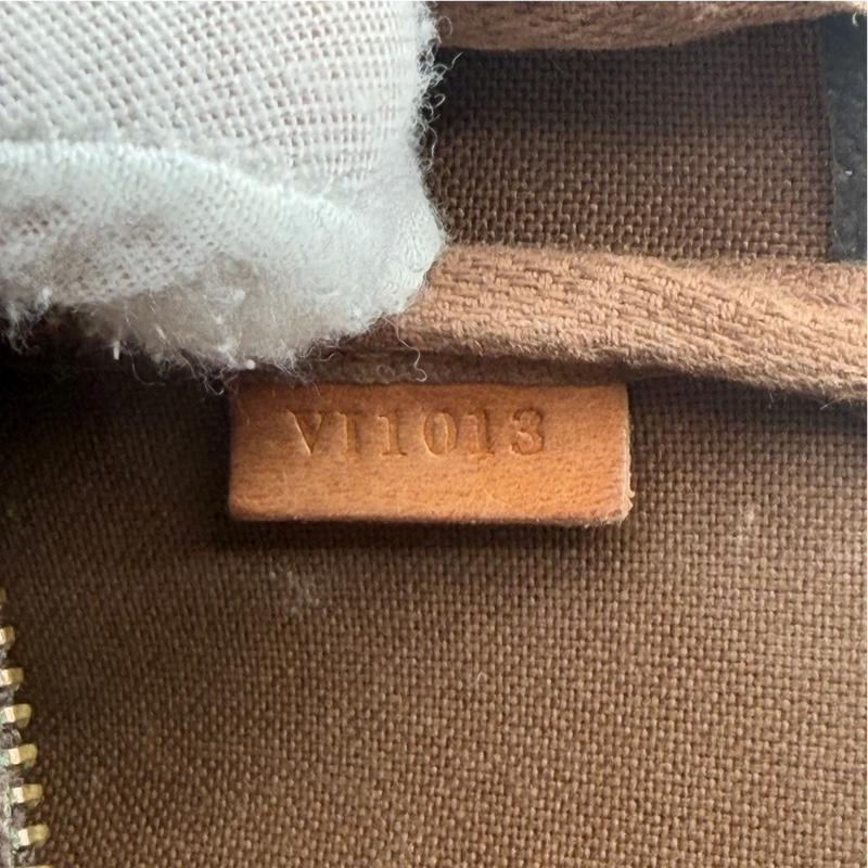Louis Vuitton Pochette Accessoires