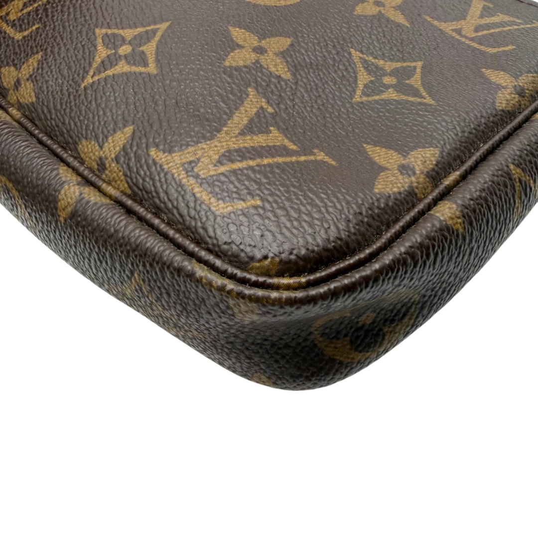 Louis Vuitton Pochette Accessoires