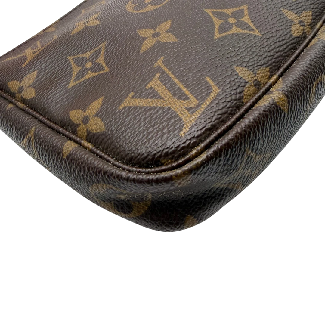 Louis Vuitton Pochette Accessoires