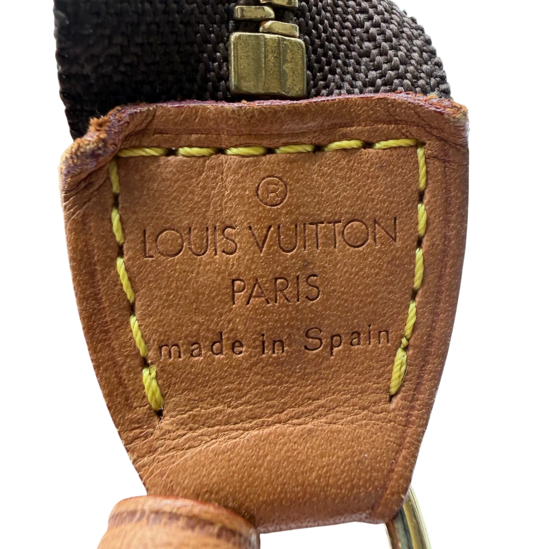 Louis Vuitton Pochette Accessoires