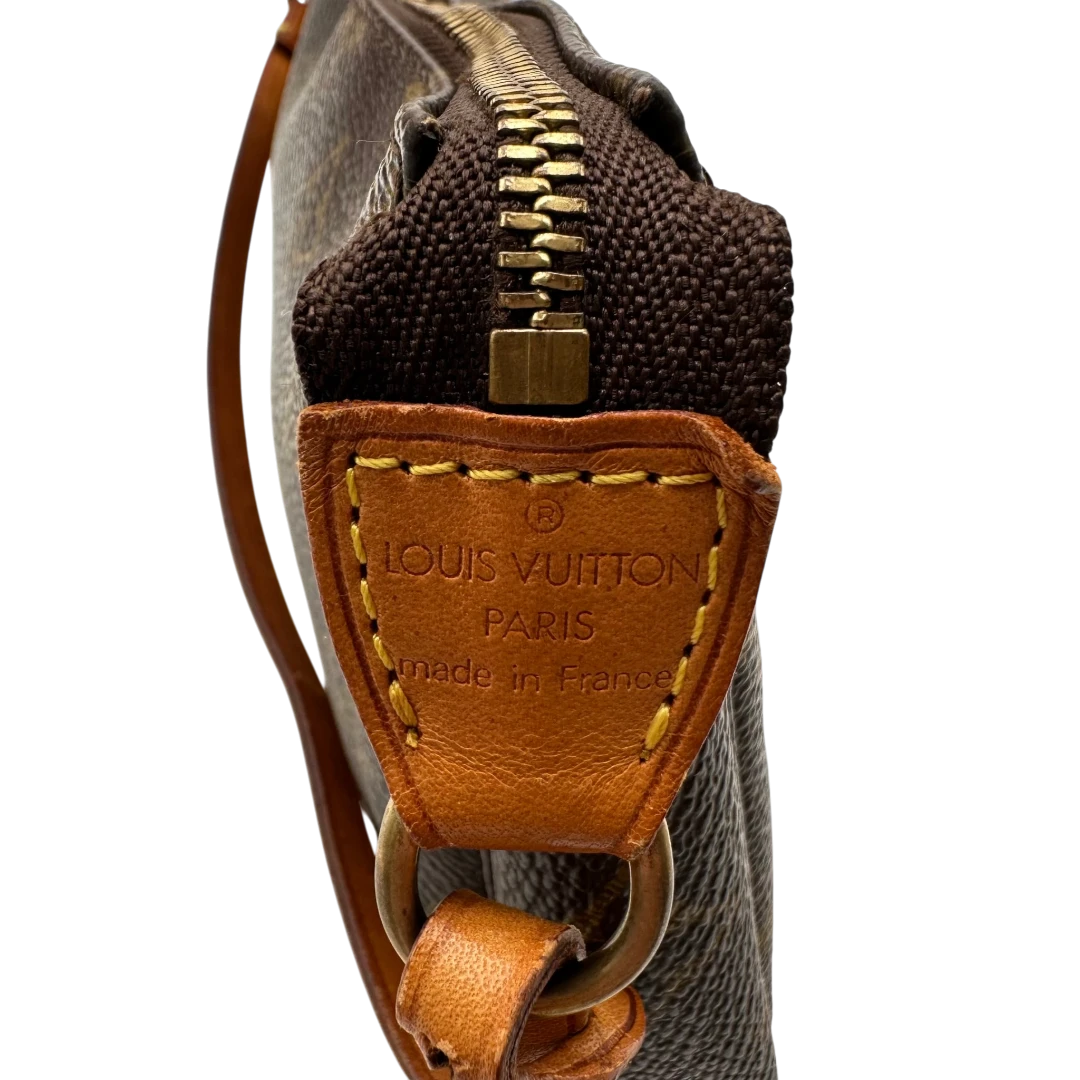 Louis Vuitton Pochette Accessoires