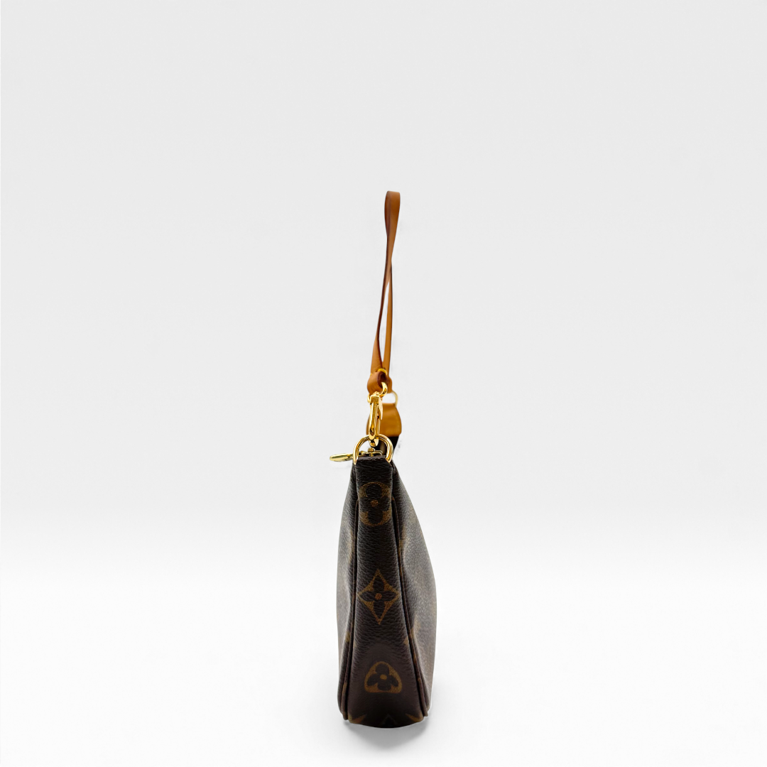 Pochette Accessories