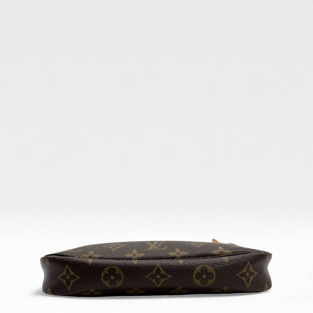 Pochette Accessories