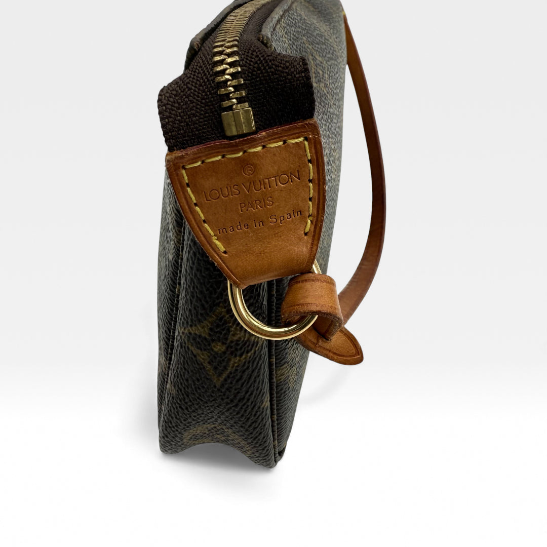 Pochette Accessories