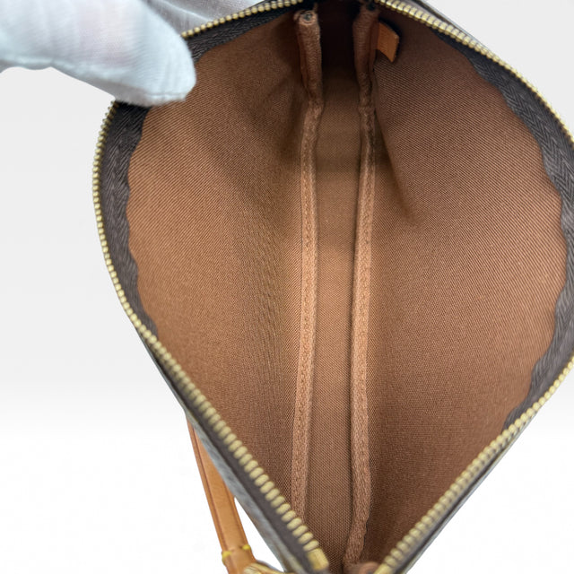 Pochette Accessories