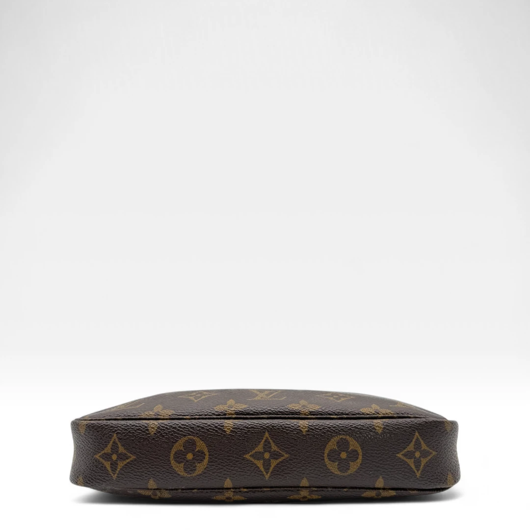 Louis Vuitton Pochette