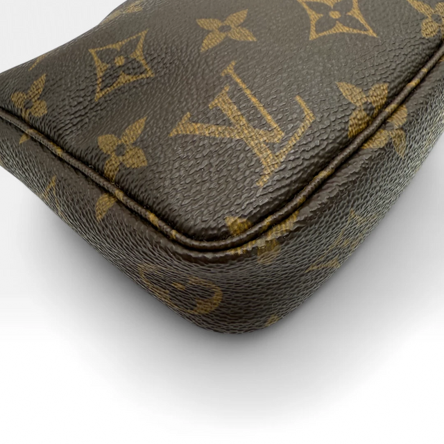 Louis Vuitton Pochette