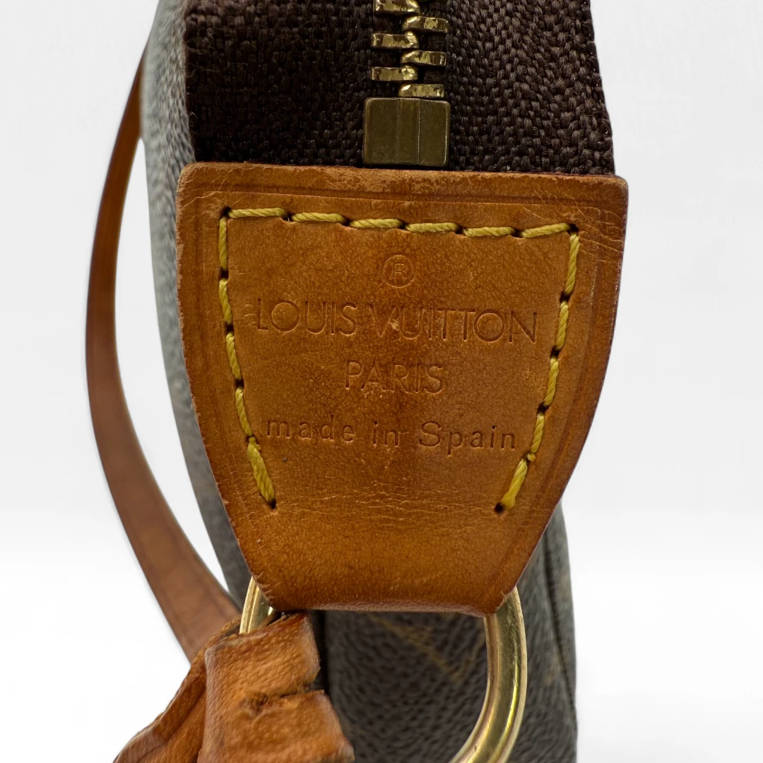Louis Vuitton Pochette