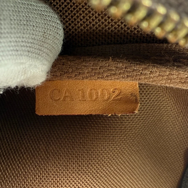 Louis Vuitton Pochette