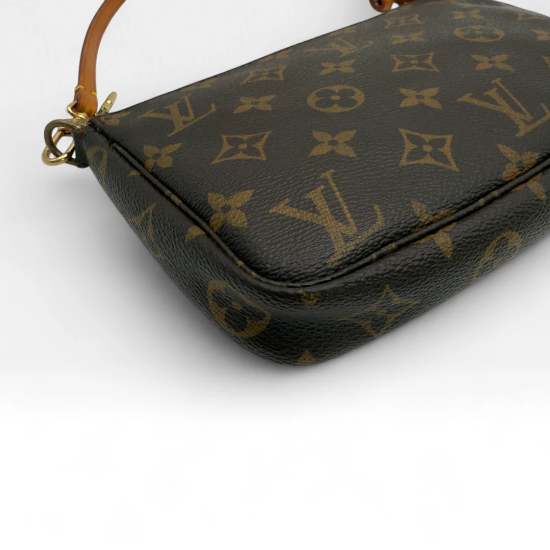 Louis Vuitton Pochette Accessoires