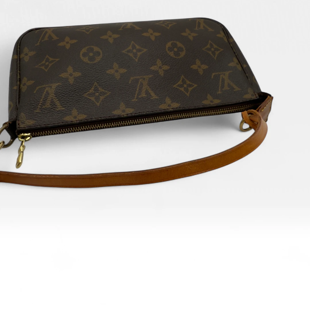 Louis Vuitton Pochette Accessoires