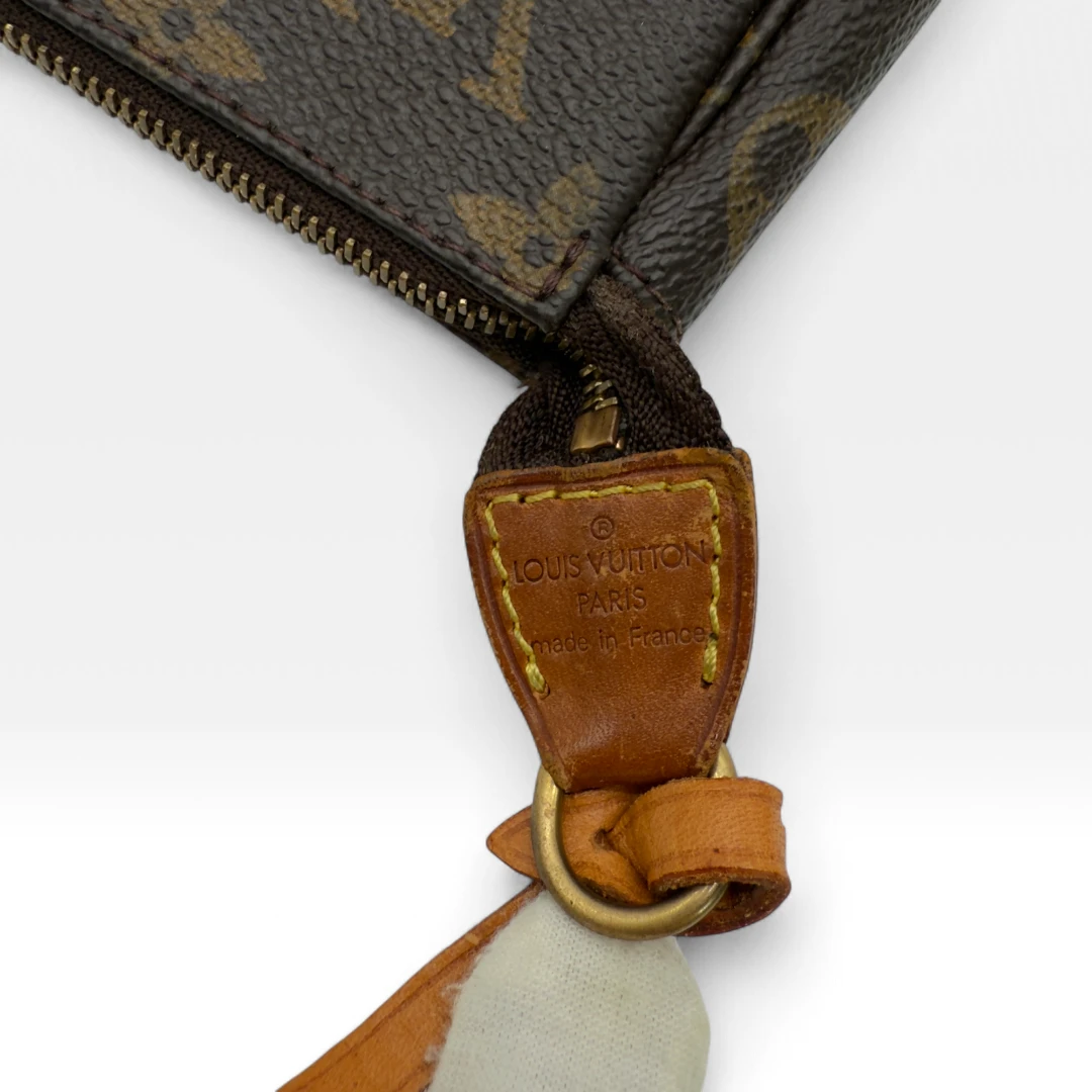 Louis Vuitton Pochette Accessoires