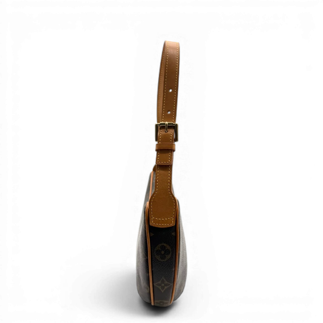 Louis Vuitton Schultertasche Croissant PM