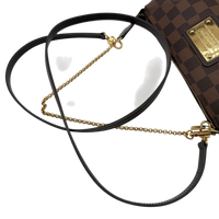 Louis Vuitton Schultertasche Eva Damier Ebene braun – Schulterriemen im Detail