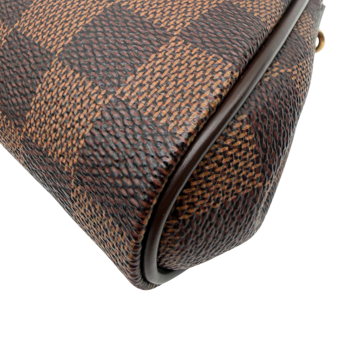 Louis Vuitton Schultertasche Eva Damier Ebene braun – Ecken im Detail
