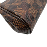 Louis Vuitton Schultertasche Eva Damier Ebene braun – Ecken im Detail