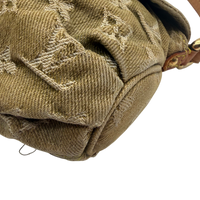 Louis Vuitton Schultertasche Mini Pleaty aus Denim monogram khaki – Ecken im Detail