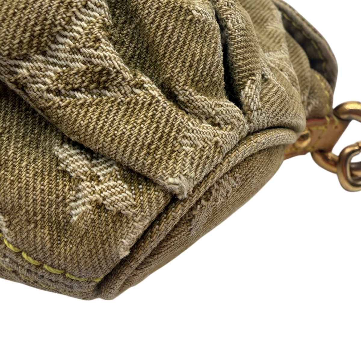 Louis Vuitton Schultertasche Mini Pleaty aus Denim monogram khaki – Ecken im Detail