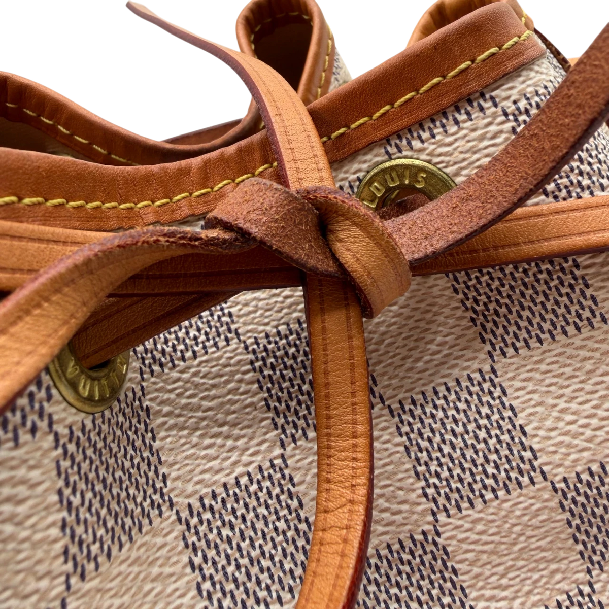 Louis Vuitton Schultertasche Sac Noé BB Damier Azur weiß – Detailansicht
