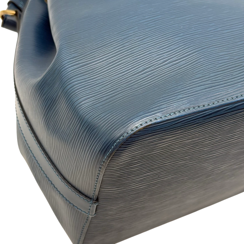 Louis Vuitton Schultertasche Sac Noé petit Epi