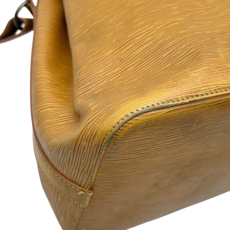 Louis Vuitton Schultertasche Sac Noé petit Epi