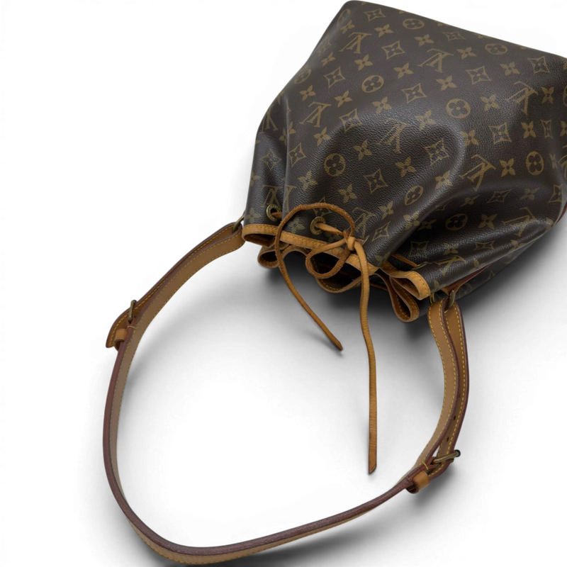 Louis Vuitton Sac Noé petit shoulder bag