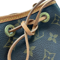 Louis Vuitton Schultertasche Sac Noé petit monogram braun