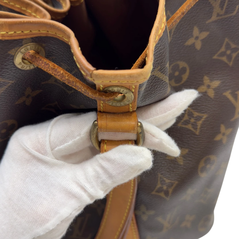 Louis Vuitton Sac Noé petit shoulder bag