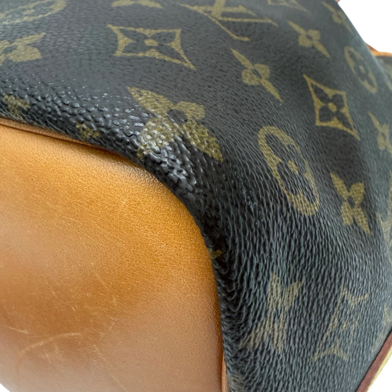 Louis Vuitton Schultertasche Sac Noé petit monogram braun