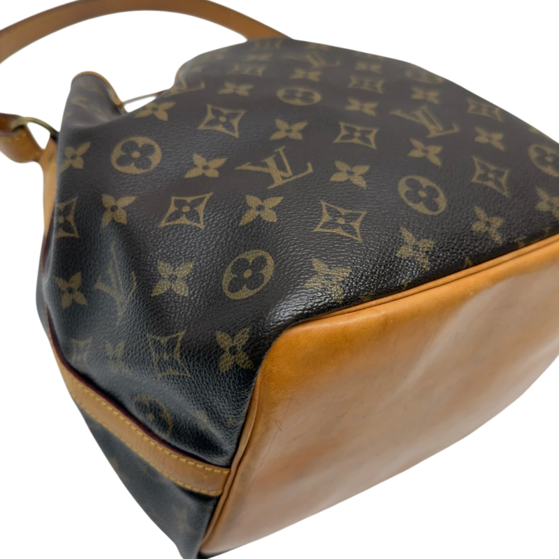 Louis Vuitton Sac Noé petit shoulder bag