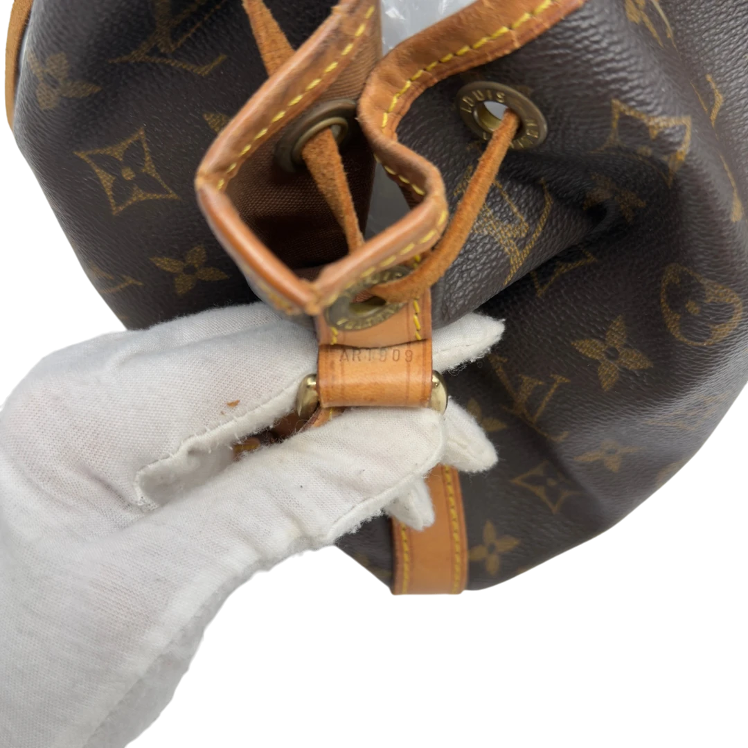 Louis Vuitton Schultertasche Sac Noé petit