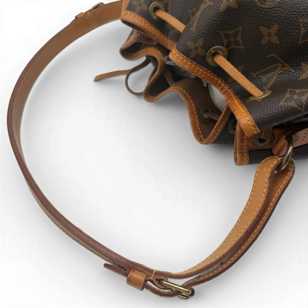 Louis Vuitton Schultertasche Sac Noé petit