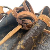 Louis Vuitton Schultertasche Sac Noé petit