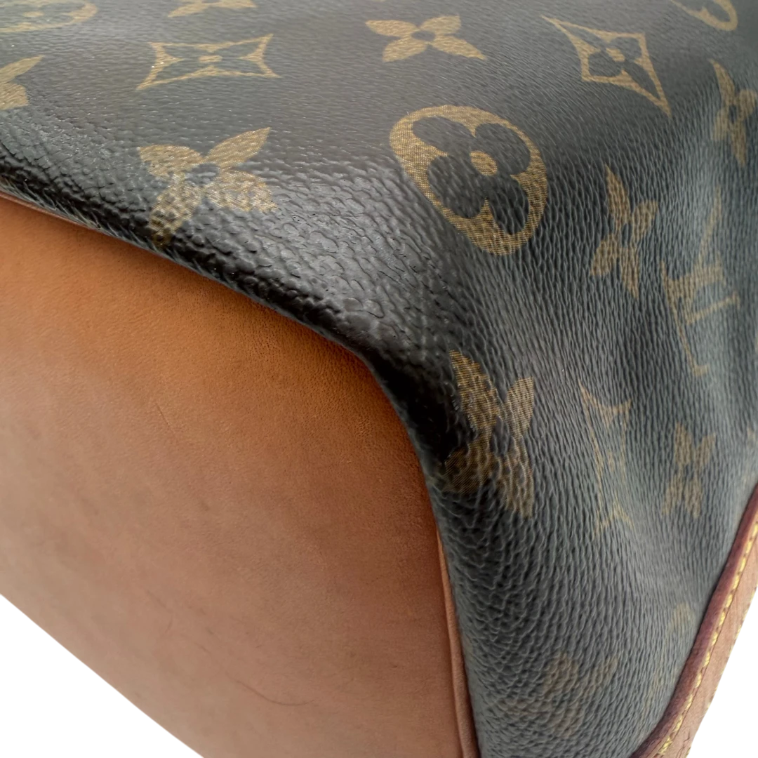 Louis Vuitton Schultertasche Sac Noé petit
