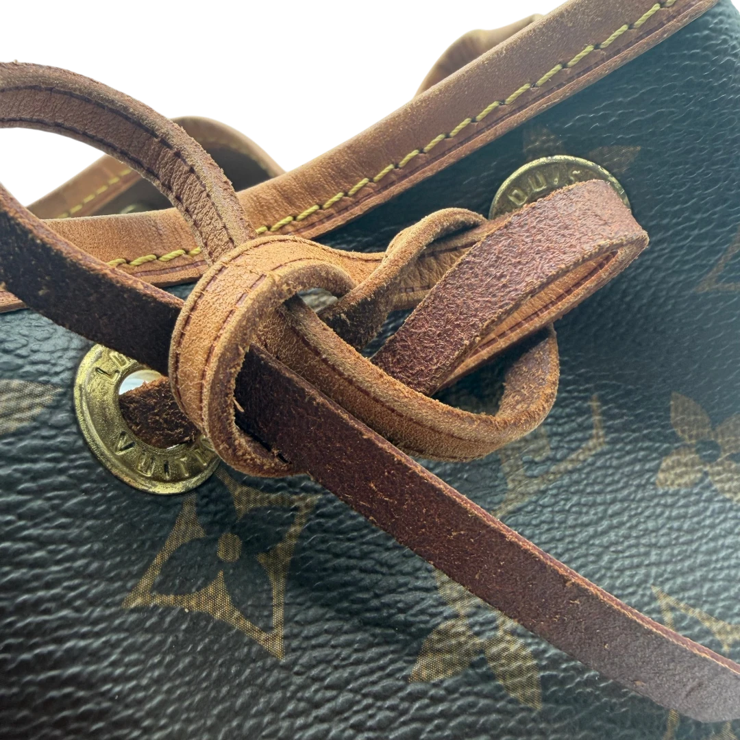 Louis Vuitton Schultertasche Sac Noé petit
