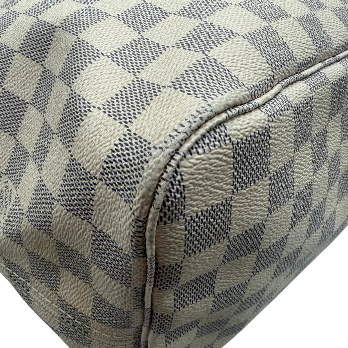 Louis Vuitton Shopper Neverfull GM Damier Azur weiß – Ecken im Detail