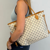 Louis Vuitton Shopper Neverfull MM Damier Azur weiß