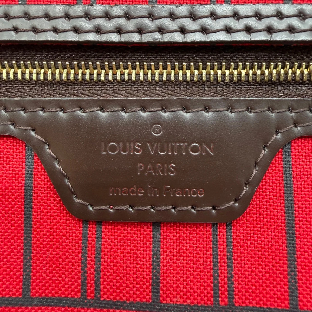 Louis Vuitton Shopper Neverfull MM Damier Ebene mit Clutch braun – Datumscode im Detail