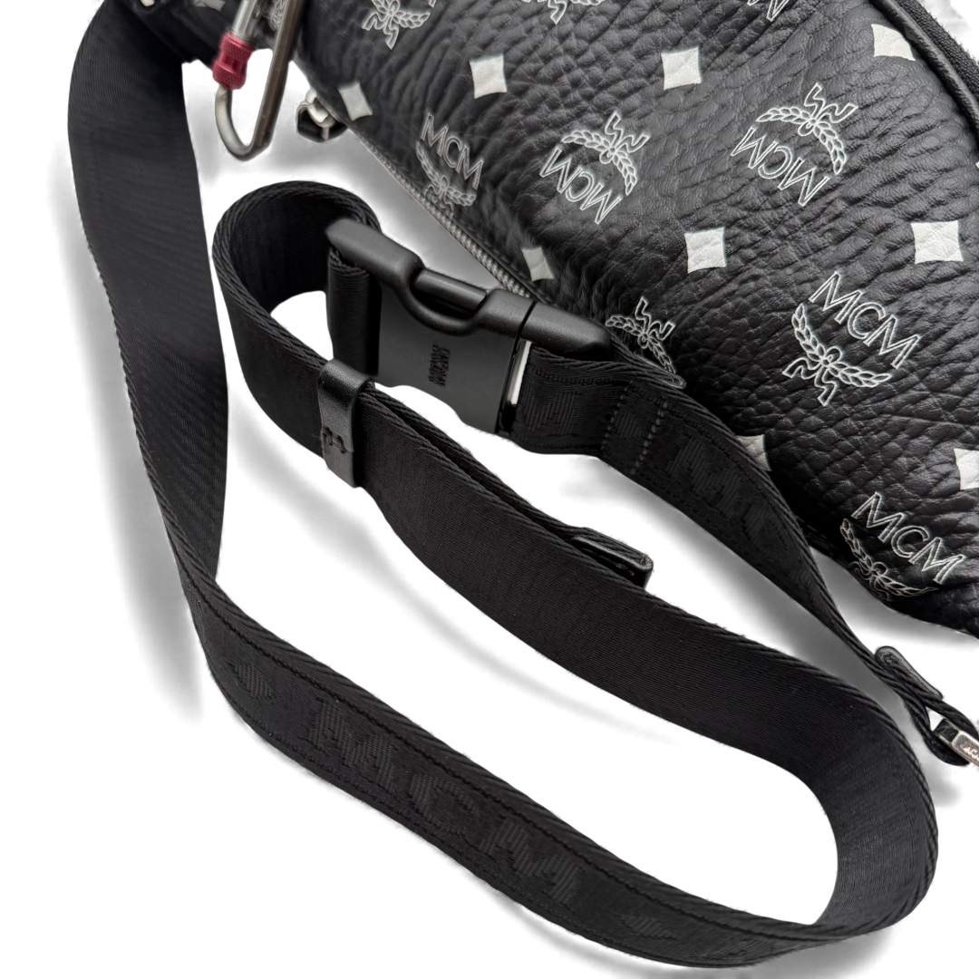 MCM Bauchtasche / Gürteltasche Fursten small Karabiner