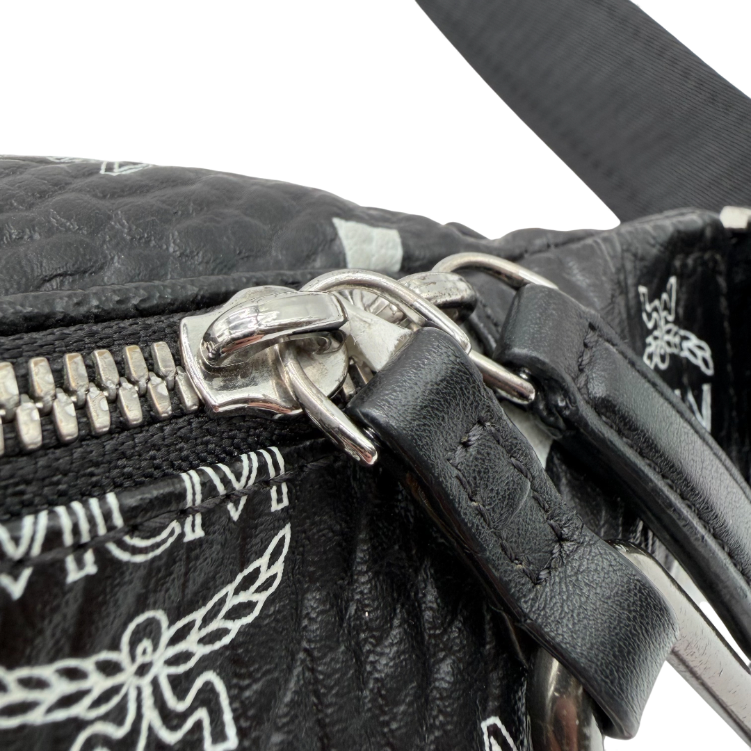 MCM Bauchtasche / Gürteltasche Fursten small Karabiner