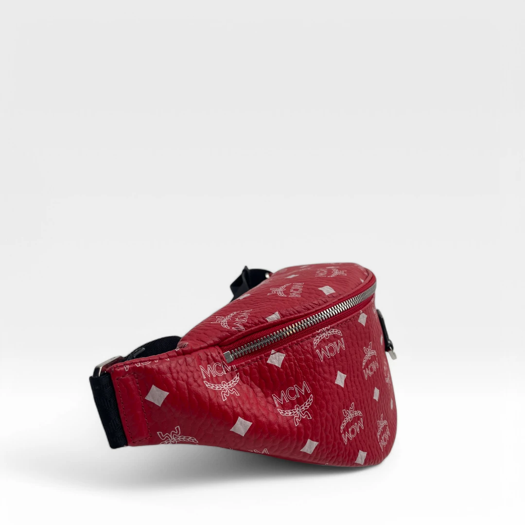 MCM Bauchtasche / Gürteltasche Fursten medium rot