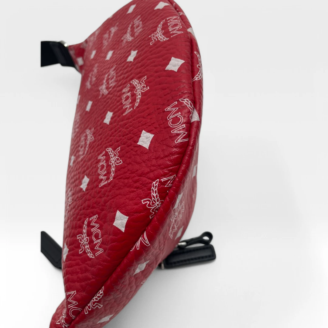 MCM Bauchtasche / Gürteltasche Fursten medium rot