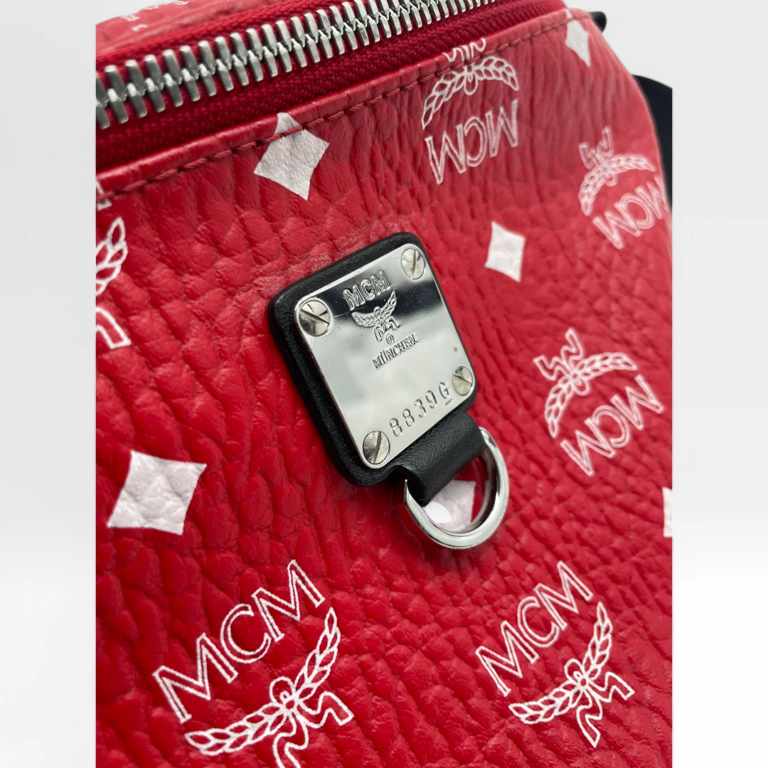 MCM Bauchtasche / Gürteltasche Fursten medium rot