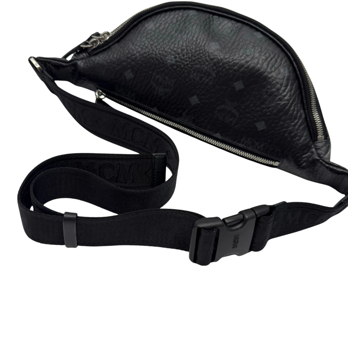 MCM Bauchtasche / Gürteltasche Fursten medium visetos schwarz – Schulterriemen im Detail