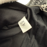 MCM Bauchtasche / Gürteltasche Fursten medium visetos schwarz – Innenetikett im Detail