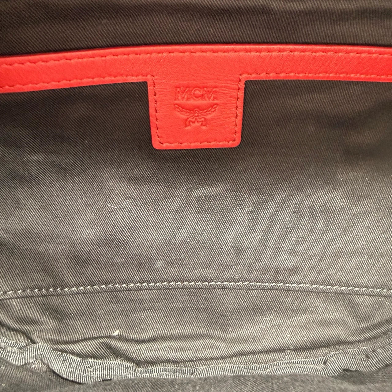 MCM Bauchtasche / Gürteltasche Fursten small visetos rot