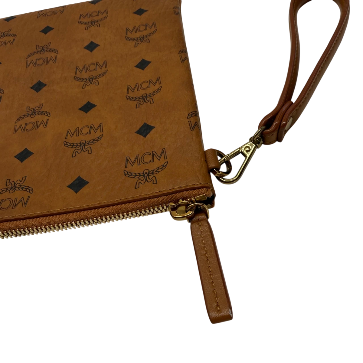 MCM Clutch visetos braun – Beschläge im Detail
