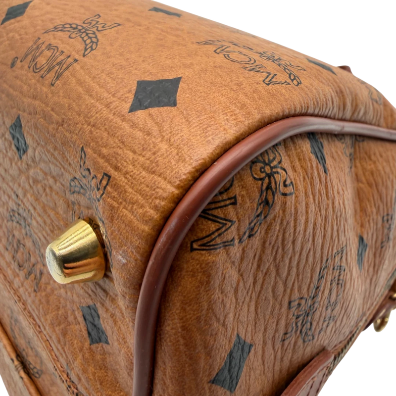 MCM Handtasche Boston mit Umhängegurt visetos braun